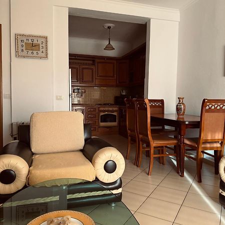 Blehami_Entire_Apartment 培拉特 外观 照片