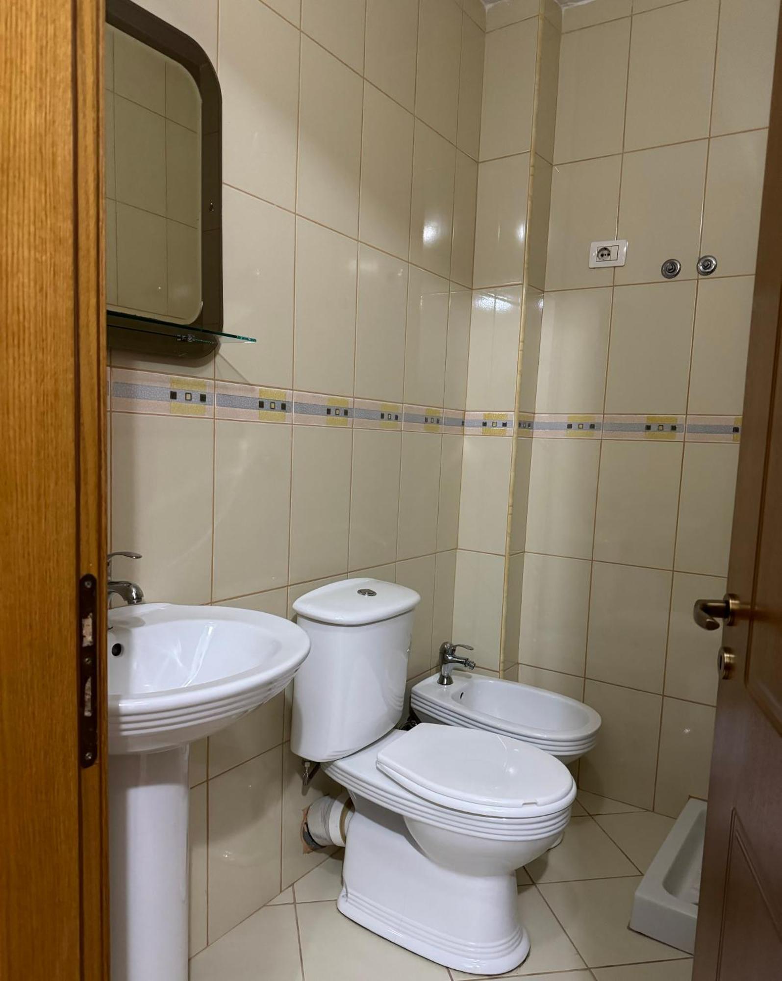 Blehami_Entire_Apartment 培拉特 外观 照片